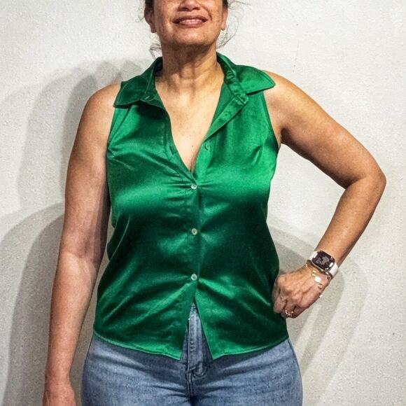 Sincerely Jules Green Satin Button Down Sleeveless Blouse Sz M - Picture 1 of 11